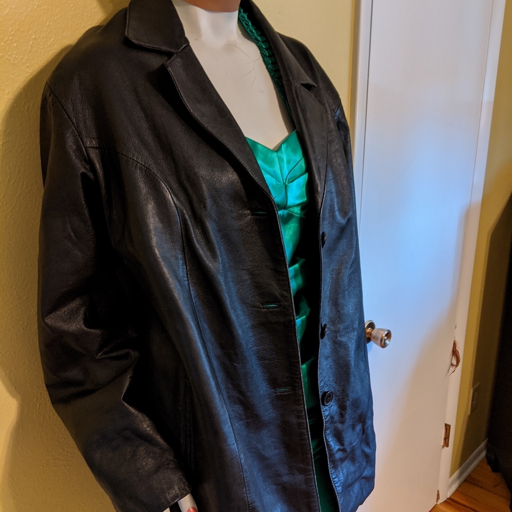 XL Women's Black Leather Jacket